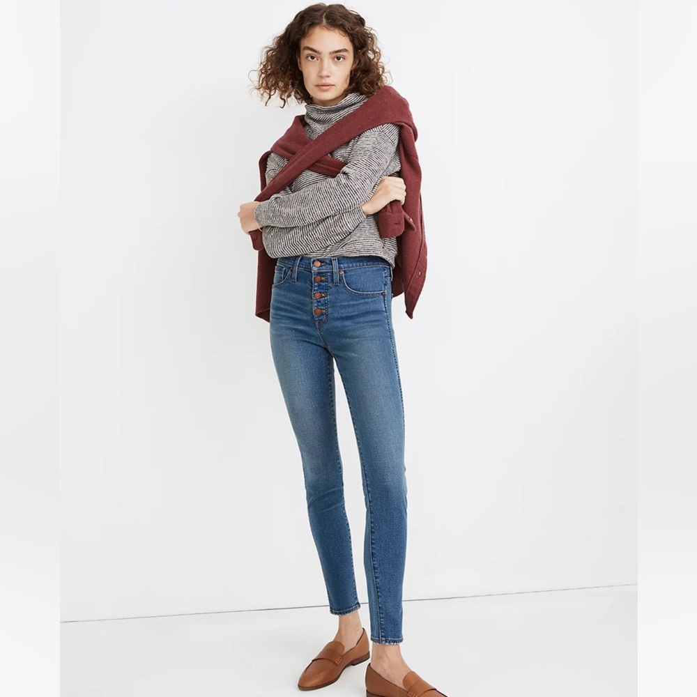 Madewell Petite 10" High-Rise Skinny Jeans in Dewitt Wash: Button-Front
